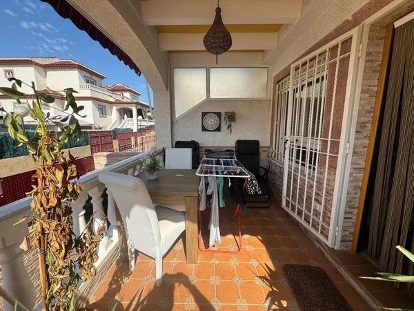 Chalet adosado en Calle Olof Palme, 38 - Foto 4
