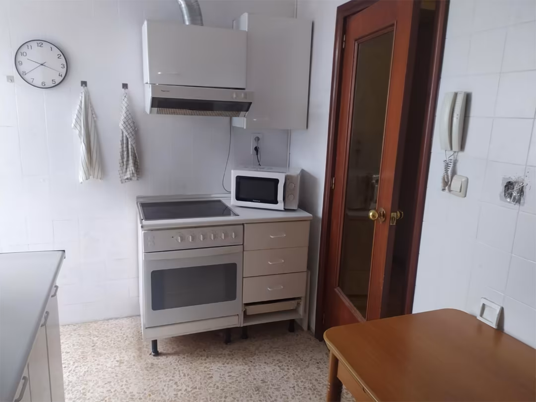 Piso en  Avenida de la Reina Mercedes 19 - Foto 7