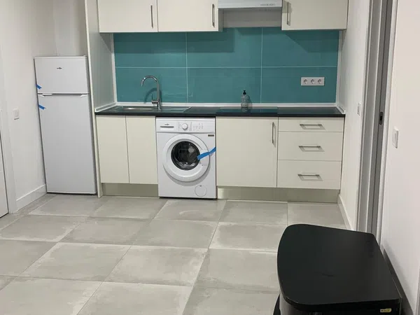 Estudio en calle Tomelloso, 1