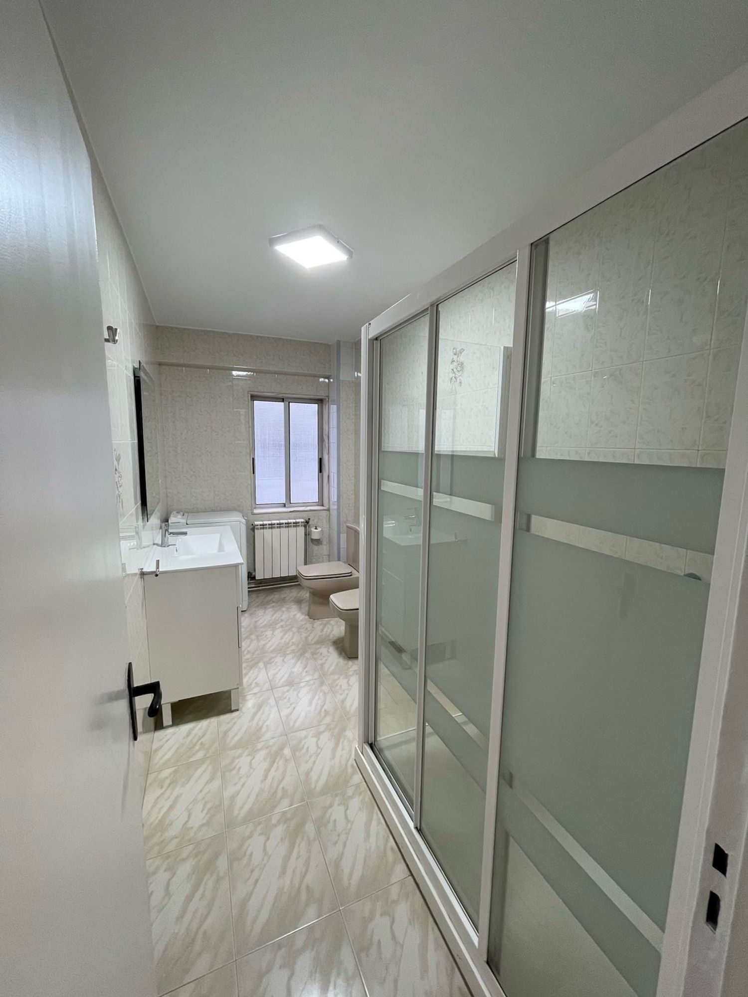 Piso en calle de San Pedro de Mezonzo, 11 - Foto 9