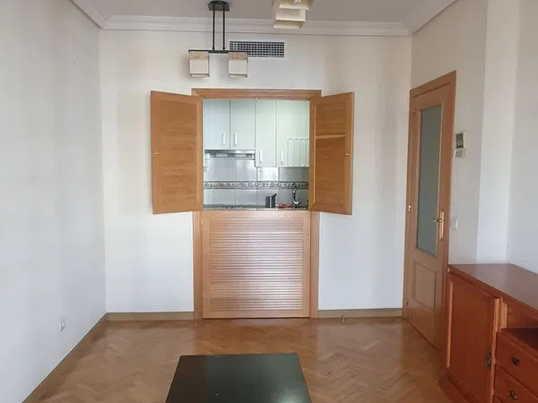 Piso en calle Peso Hispano, 6