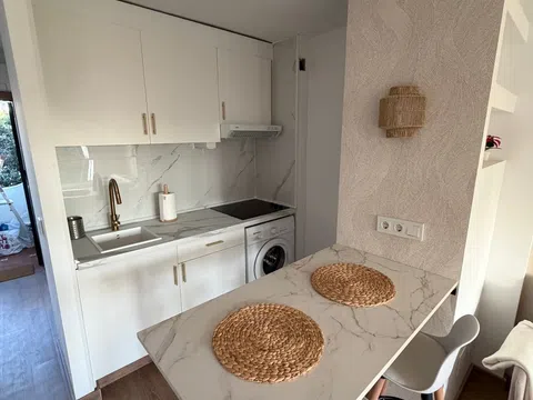 Estudio en calle Calypso, 9 - Foto 4