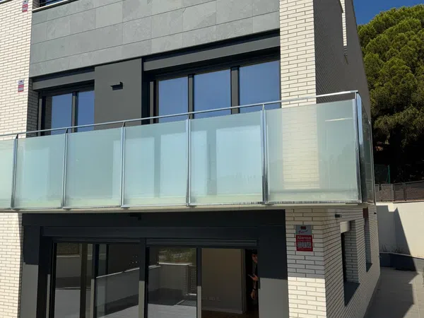 Chalet adosado en Calle de Can Pau Valls, 12 - Foto 4