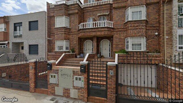 Vista de la calle de Piso en Calle Francisco Largo Caballero, 44