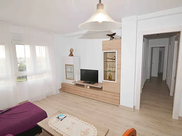 Piso en calle Augusto González Linares, 16