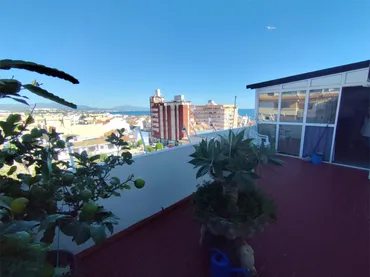 Ático en  Calle Benalmádena 15 - Foto 1
