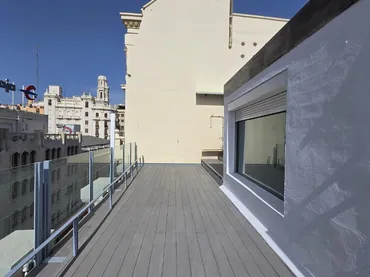 Piso en  Carrer de Roger de Llòria 6 - Foto 4