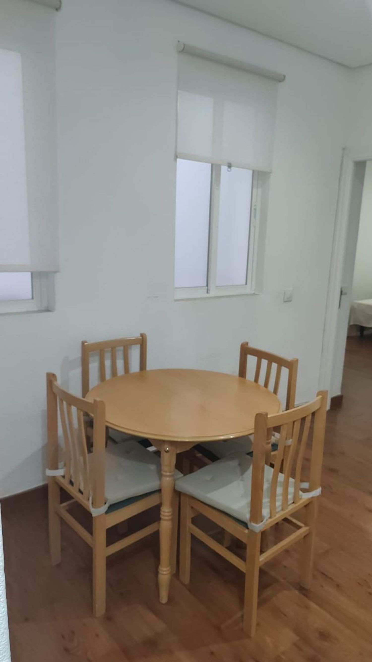 Piso en calle de Fernán González, 23 - Foto 4