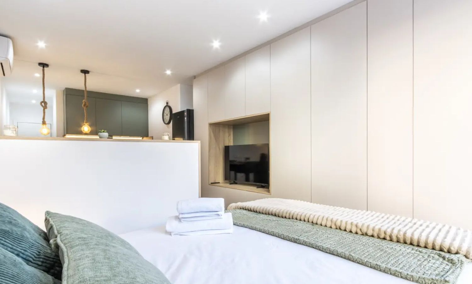 Estudio en calle de València, 373 - Foto 4