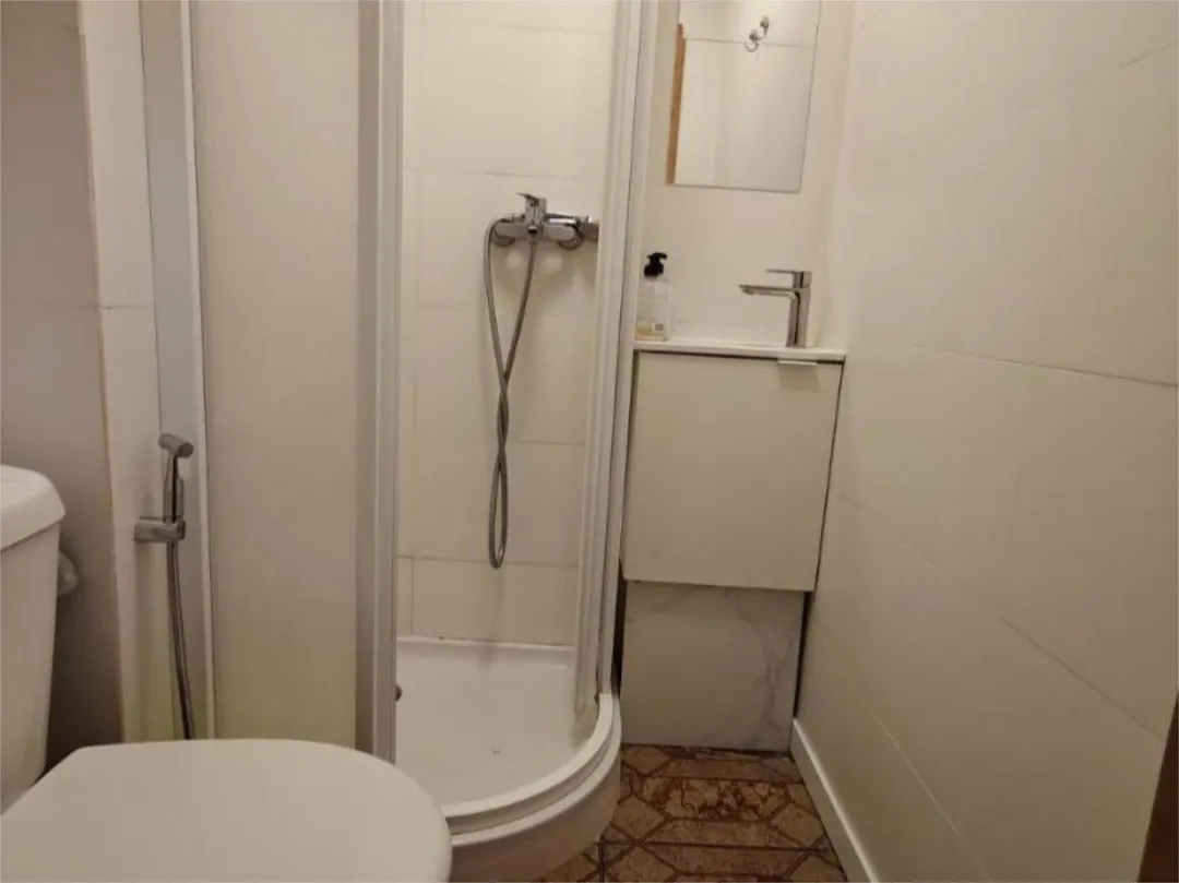 Piso en  Carrer de Conchita Piquer 5 - Foto 5