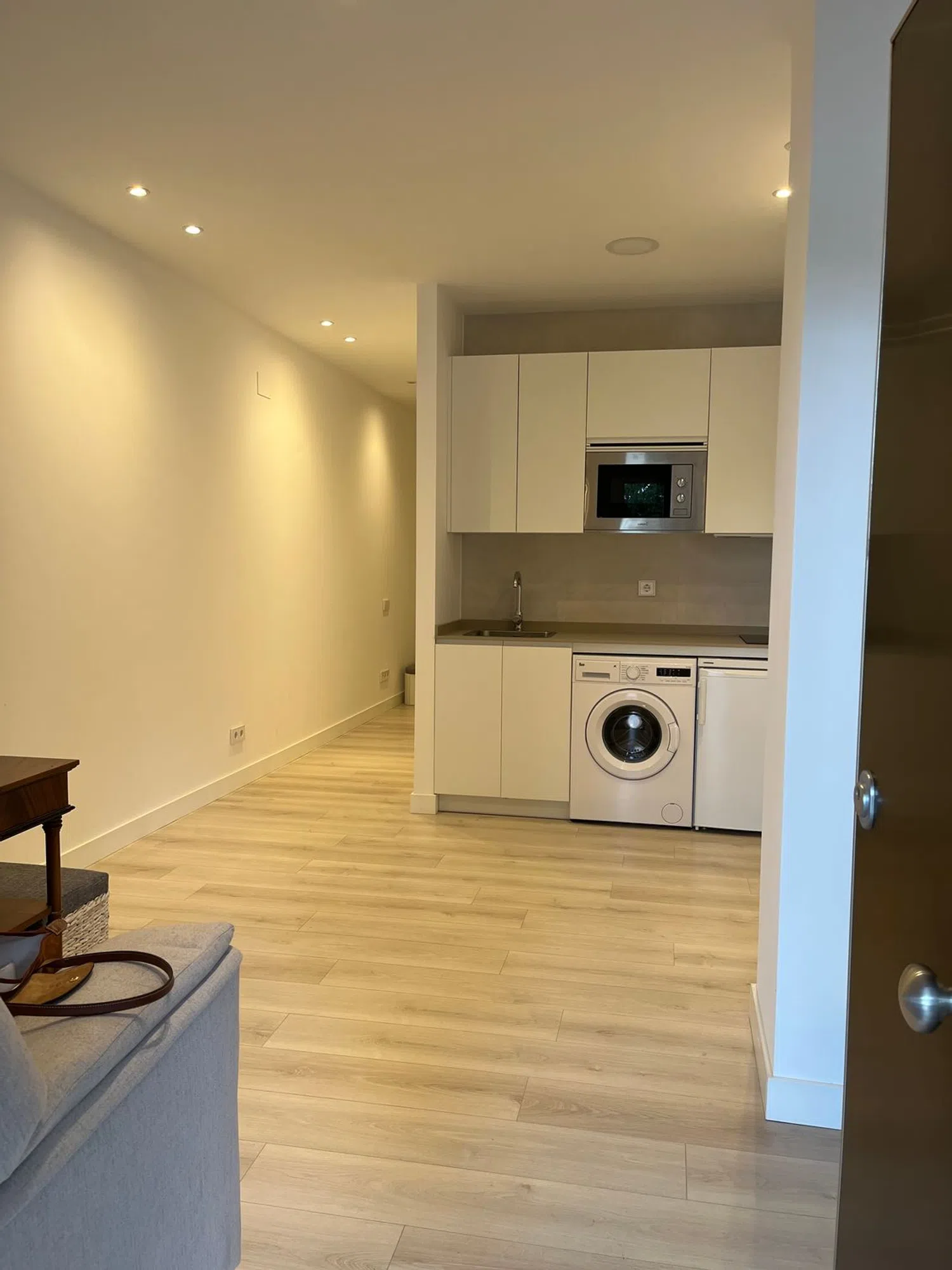 Estudio en avenida de Burgos, 48 - Foto 1