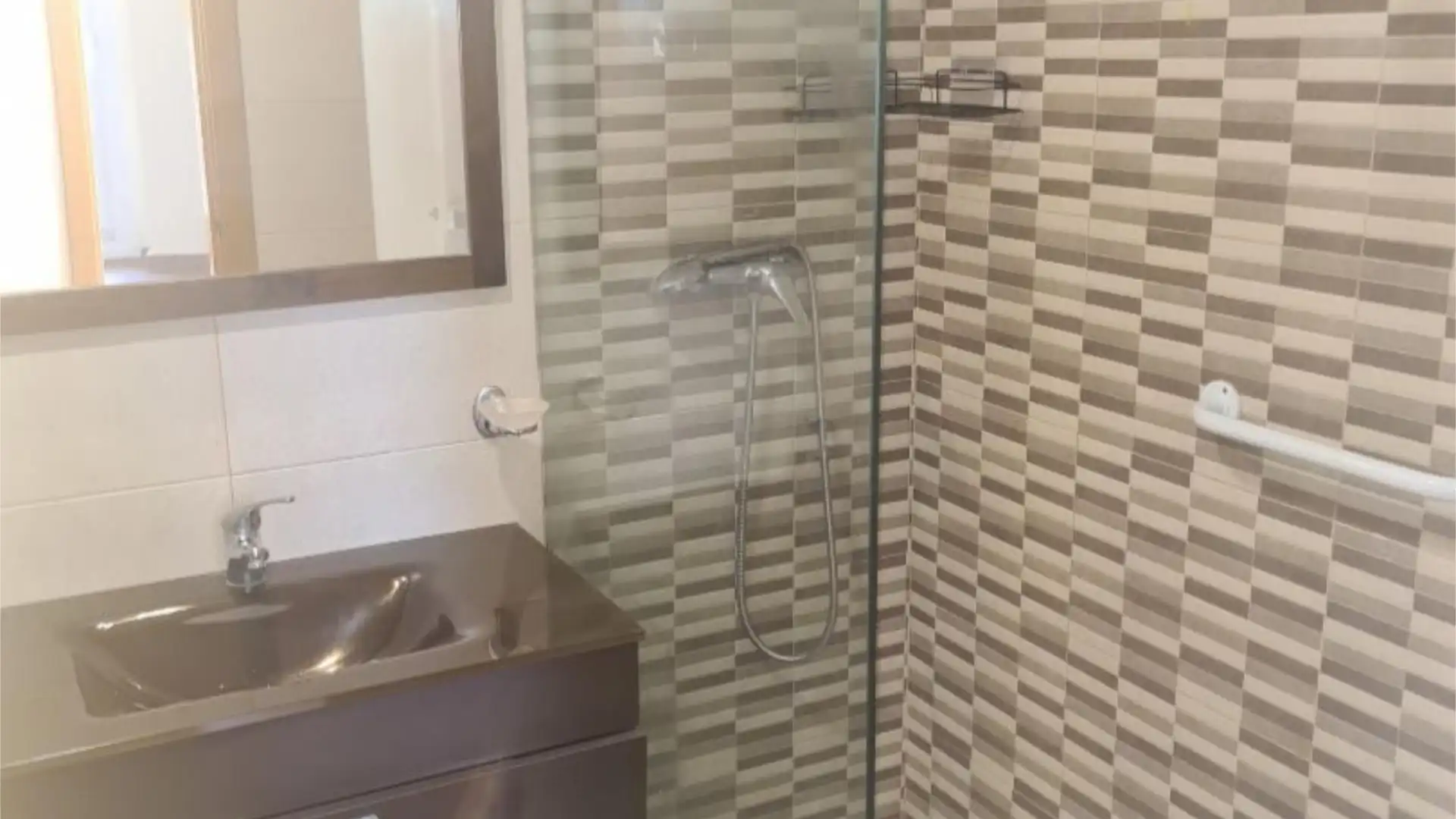 Piso en  Avenida de los Voluntarios 65 - Foto 9