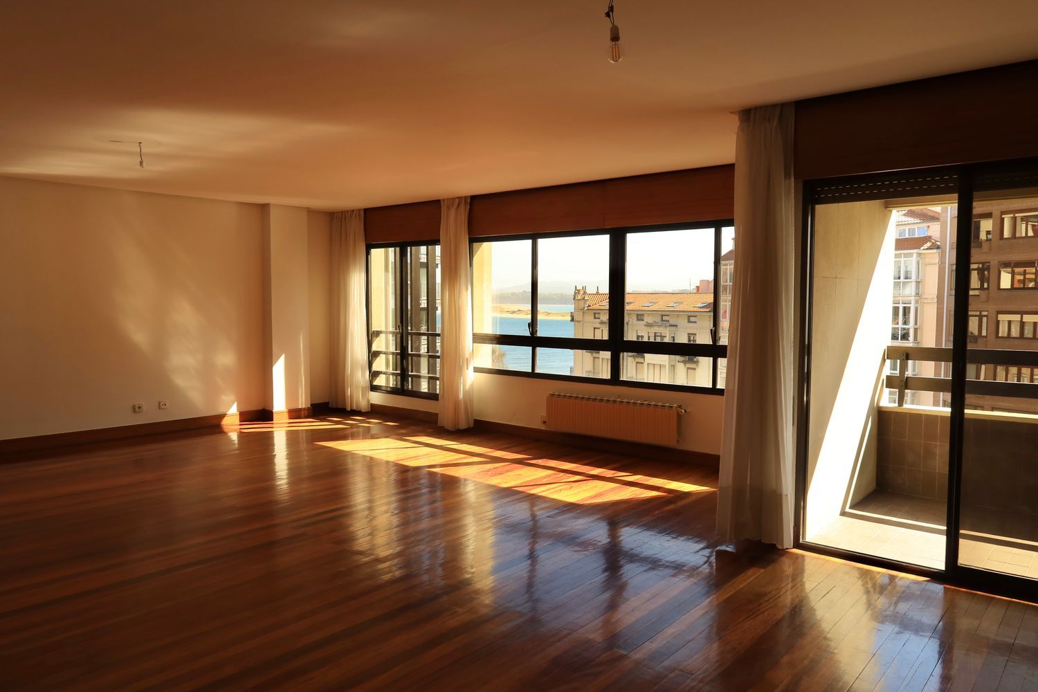 Piso en avenida de la Reina Victoria, 39 - Foto 1