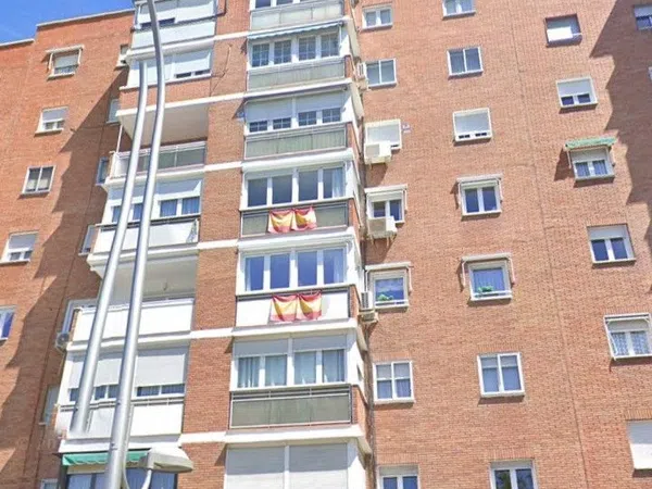 Piso en camino de los vinateros, 85