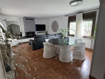 Chalet en  Carrer d'Anselm Clavé 26 - Foto 8