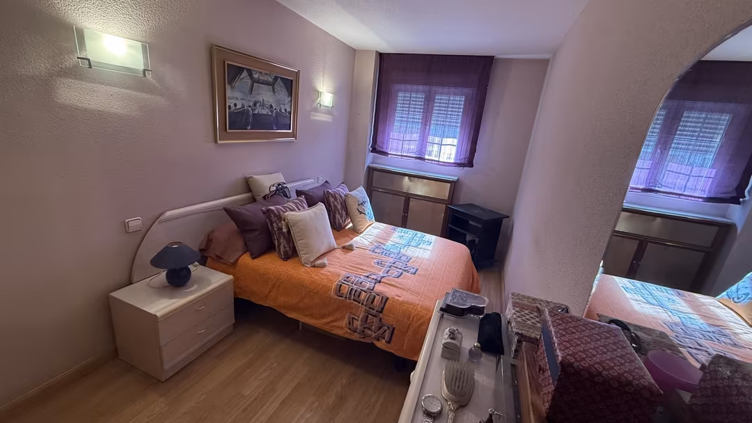 Piso en  Calle de Azorín 32 - Foto 5