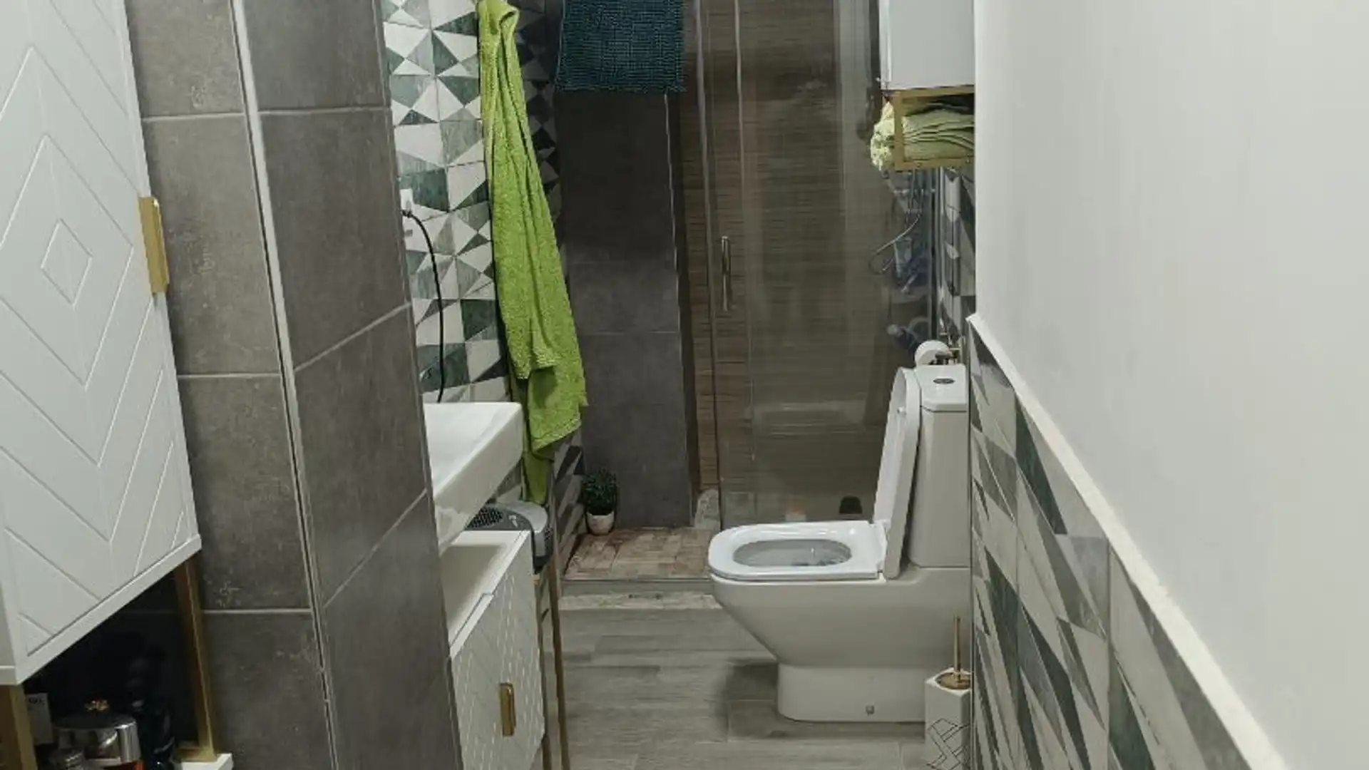 Planta baja en  Carrer del Marqués de Montortal 45 - Foto 2