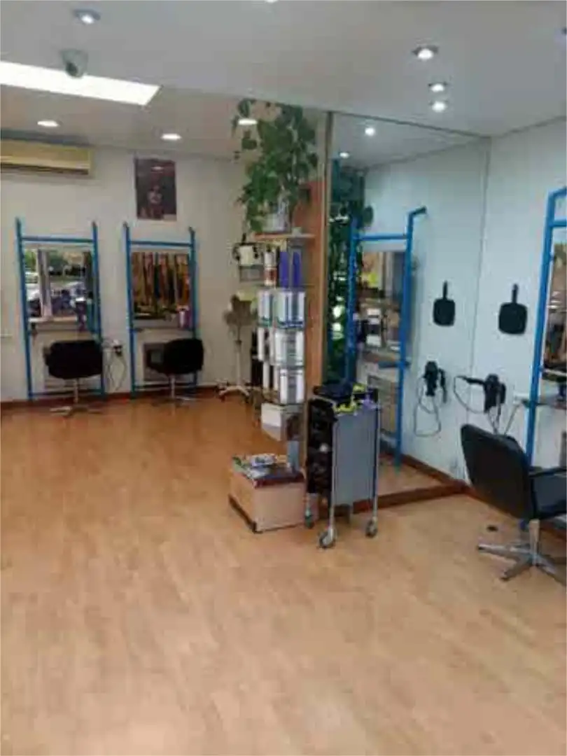 Local comercial en Barrio de la Concepción - Foto 5