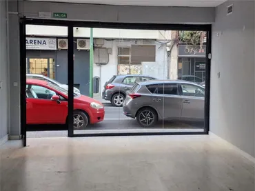 Local comercial en  Calle de León XIII 3 - Foto 3
