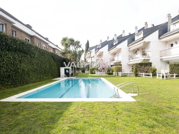 Casa o chalet independiente en Avenida de l'Enllaç - Foto 40
