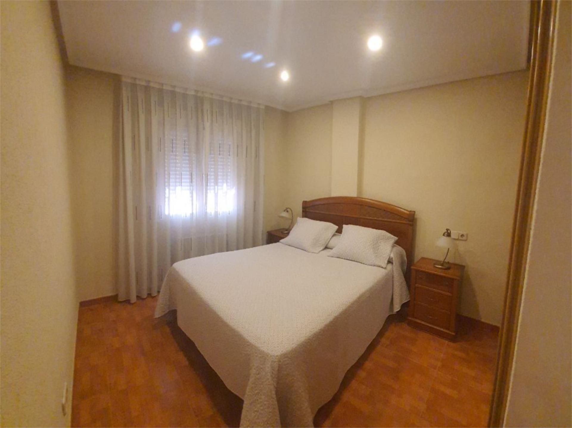 Piso en  Calle de Jacinto Verdaguer 16 - Foto 8