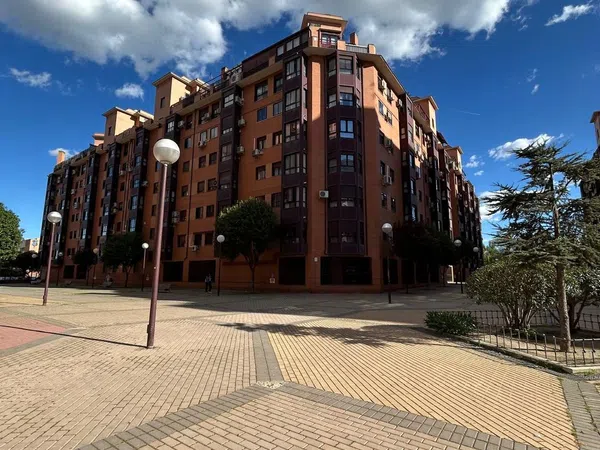 Piso en calle Horizón, 3