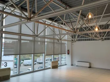 Nave Industrial en L'Hospitalet de Llobregat - Foto 2