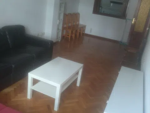 Piso en calle de Arganda, 39