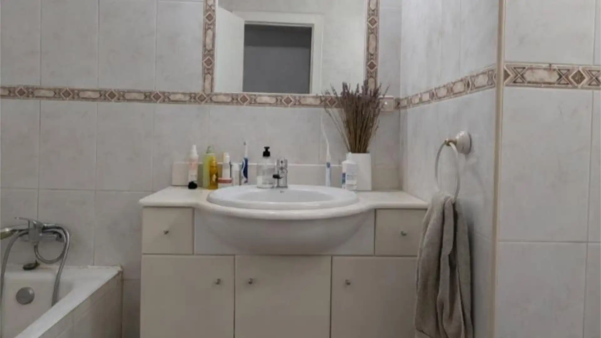 Piso en  Carrer de Guillem Massot 38 - Foto 2