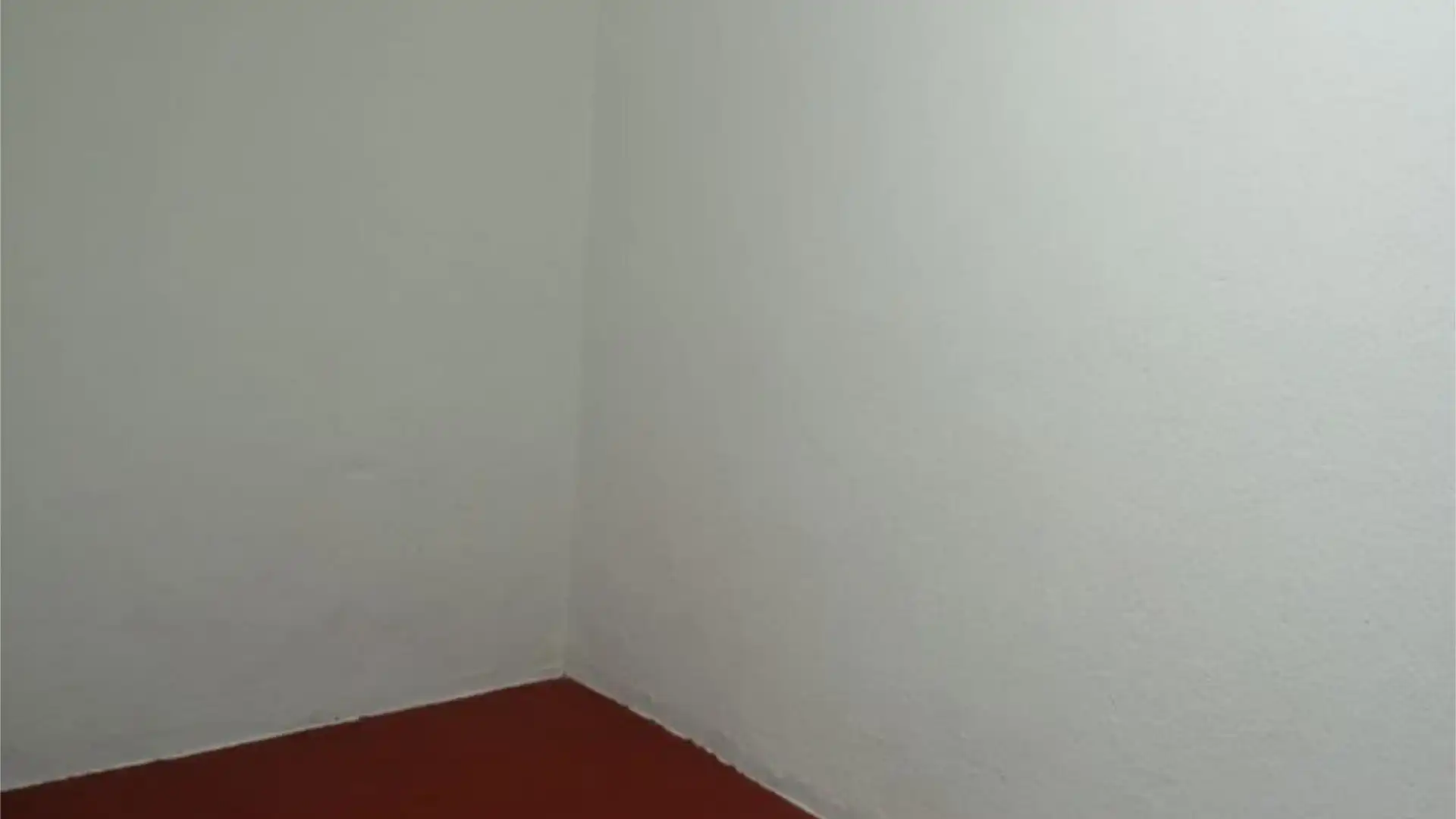 Planta baja en  Avenida de América 9 - Foto 1