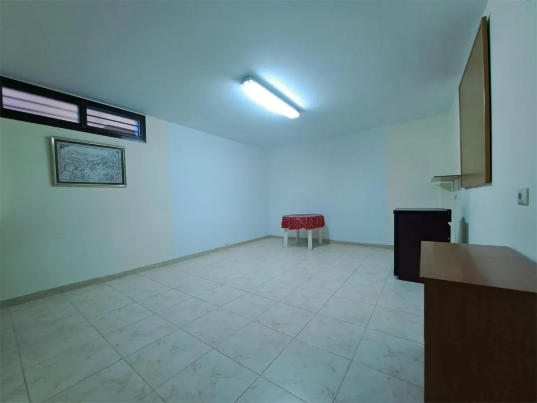 Piso en  Calle Pino Ojeda Pintora-Poeta 4 - Foto 25