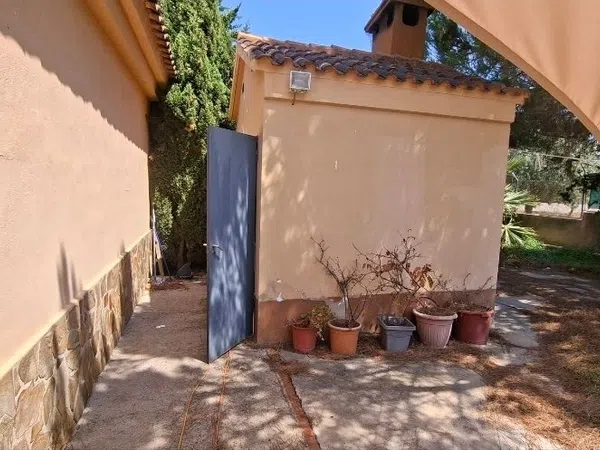 Casa o chalet independiente en Plaza Poligono N-72.R, 17, La Conarda-Montesano, La Conarda-Montesano - Foto 11