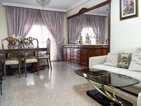 Piso en avenida Virgen de las Angustias, 55