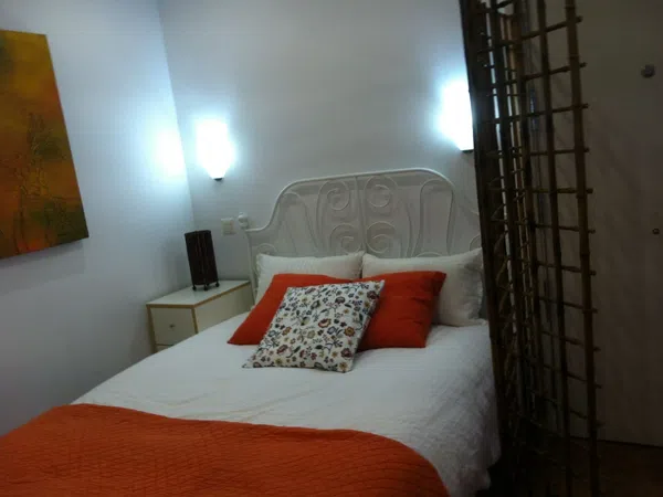 Estudio en calle del Mediodía Chica, 5