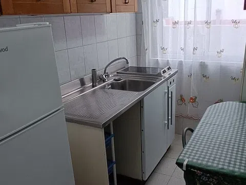 Estudio en Dos de Mayo, 2