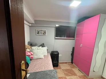 Piso en  Calle Carcabuey 3 - Foto 5