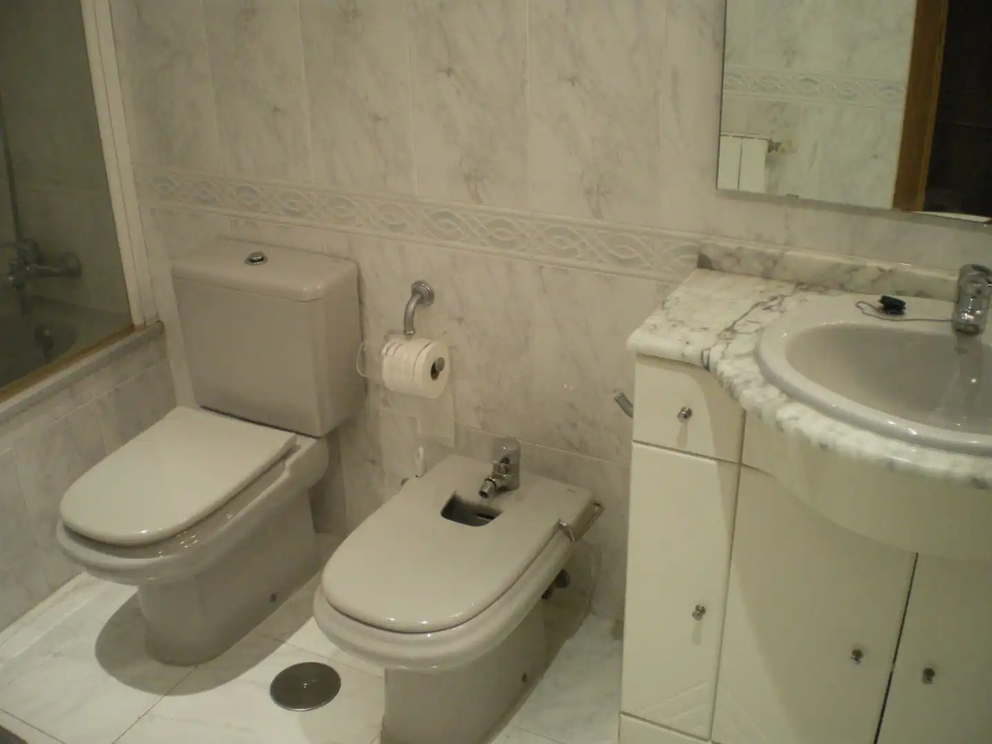 Piso en  Carrer d'Albocàsser 9 - Foto 5