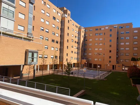 Piso en calle del Príncipe Carlos, 38