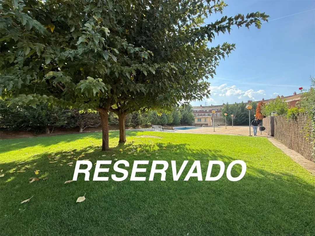 Piso en  Carrer d'Antoni Sedó 48A - Foto 1