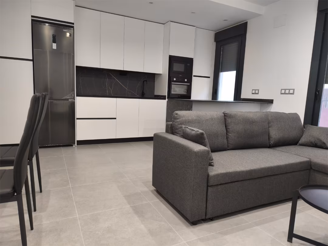 Piso en  Calle Veterinaria María Cerrato 1