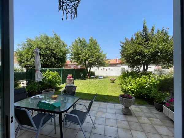 Chalet adosado en Calle Cervantes, 4, San Agustín-Parque Europa - Foto 2