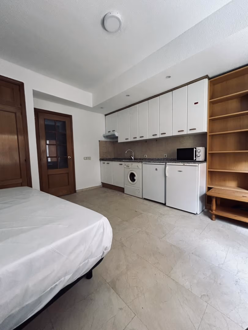 Estudio en  Calle de Valverde 37 - Foto 6