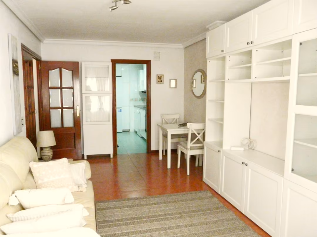 Piso en  Calle de Ledesma 10 - Foto 2