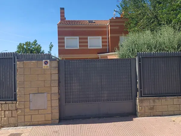 Chalet pareado en Meco - Foto 2