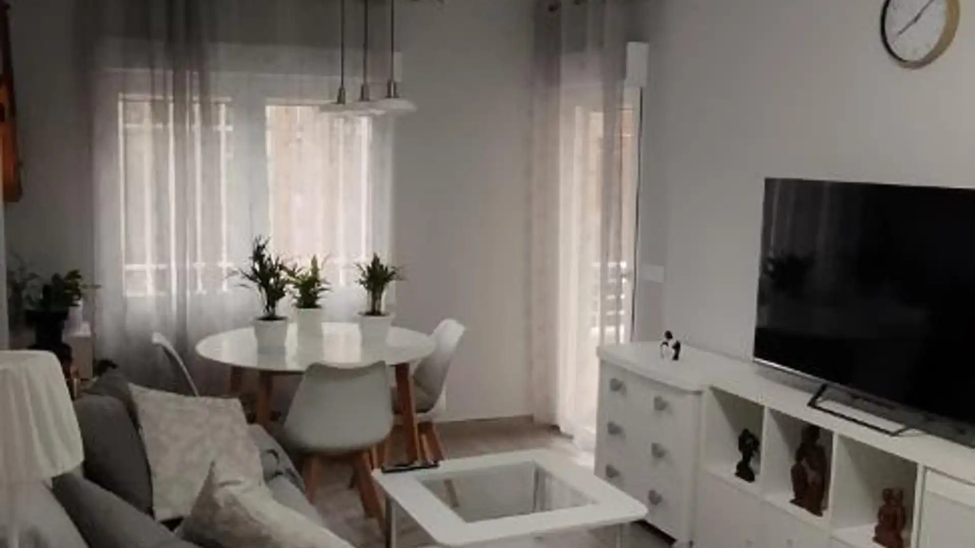 Piso en  Calle Reina Victoria 21 - Foto 11