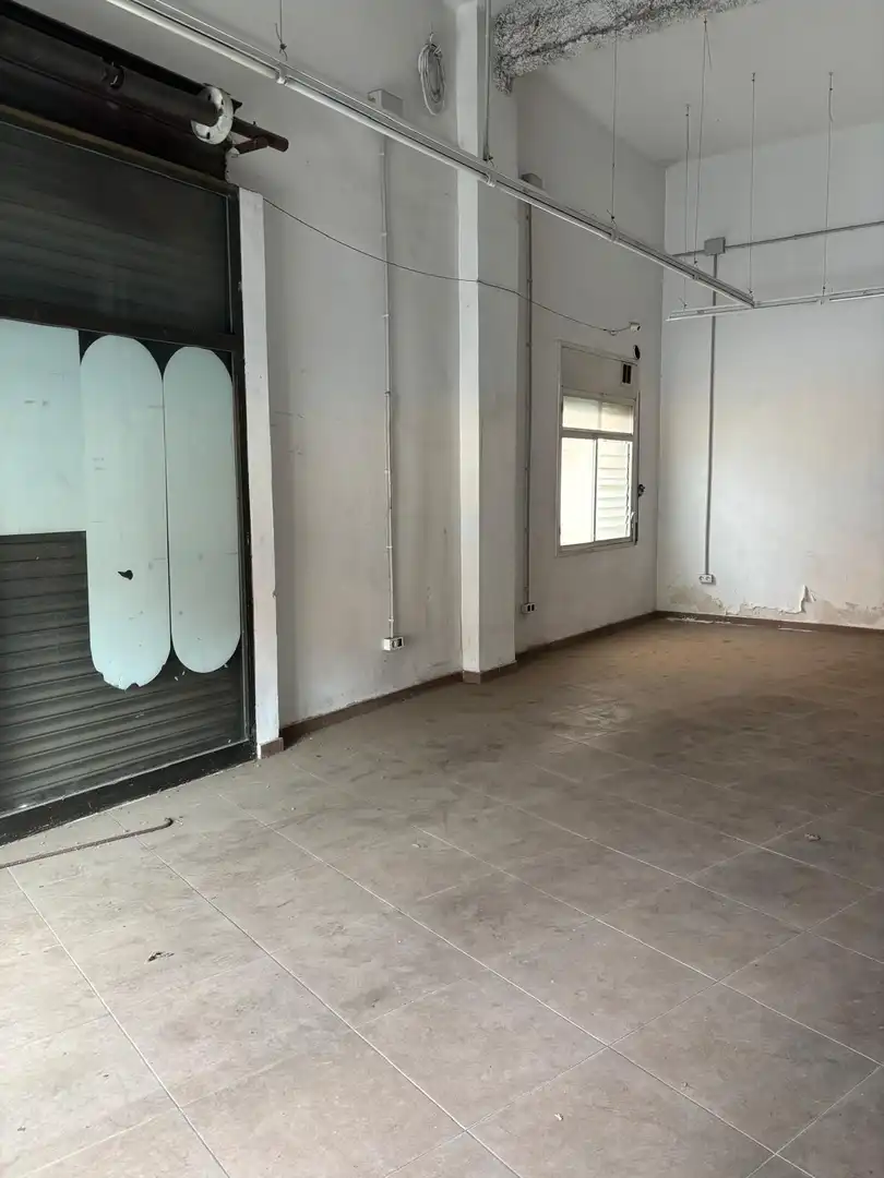 Local comercial en Sabadell - Foto 9