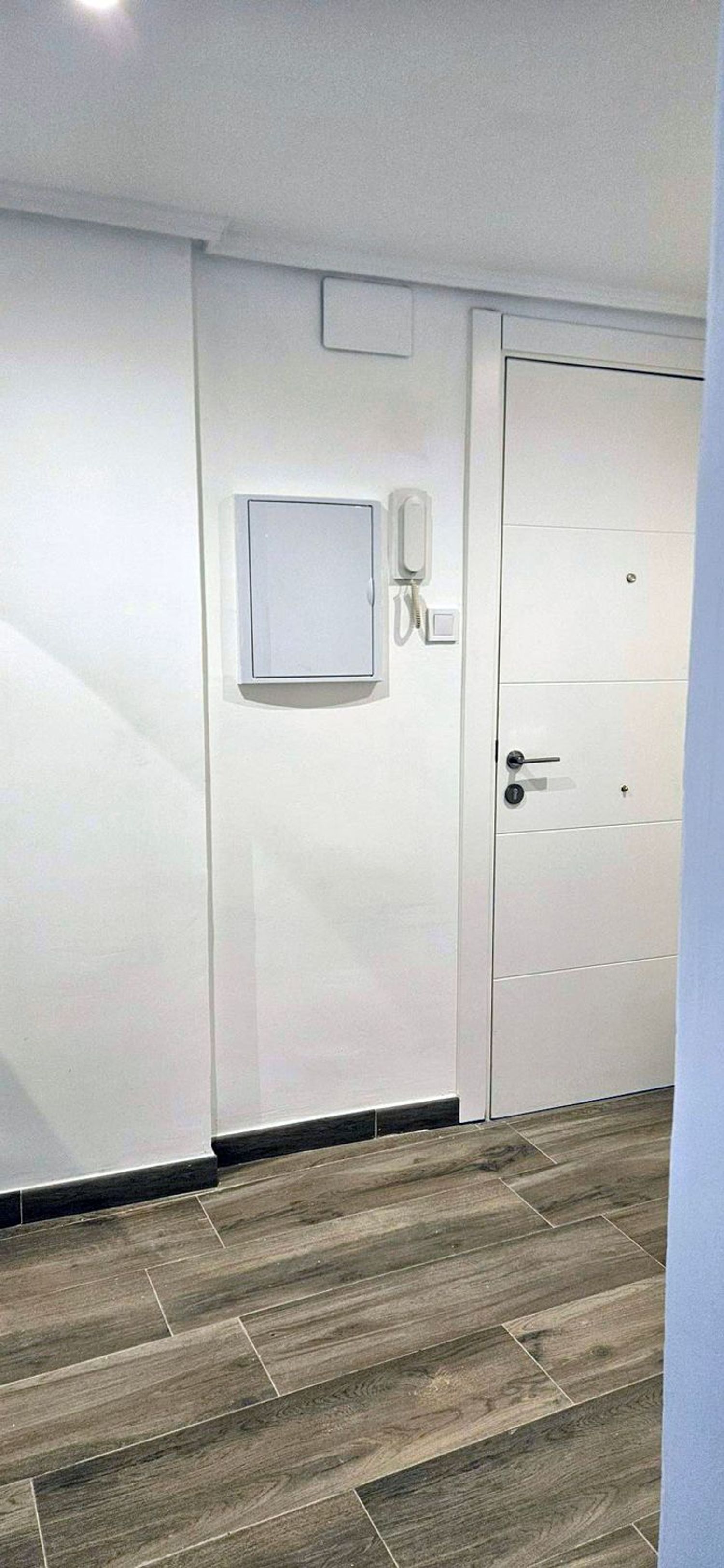 Piso en via de Ramón Pignatelli, 45 - Foto 2