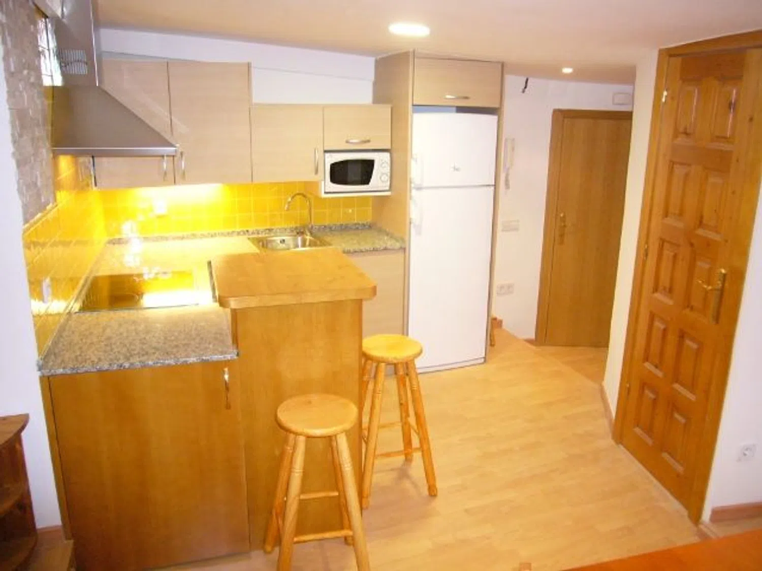 Estudio en calle de la Marina, 121 - Foto 5