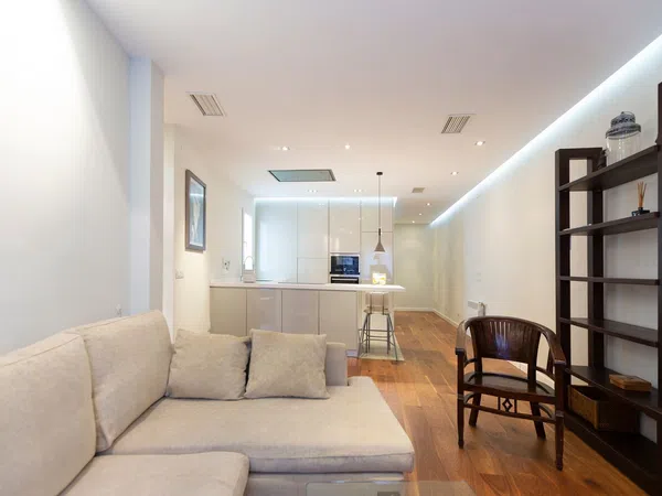 Piso en calle de Linneo, 9