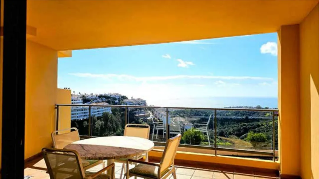 Piso en Sitio de Calahonda - Foto 1